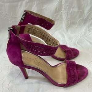 GORGEOUS Jessica Simpson pink Suede Heels in Pink